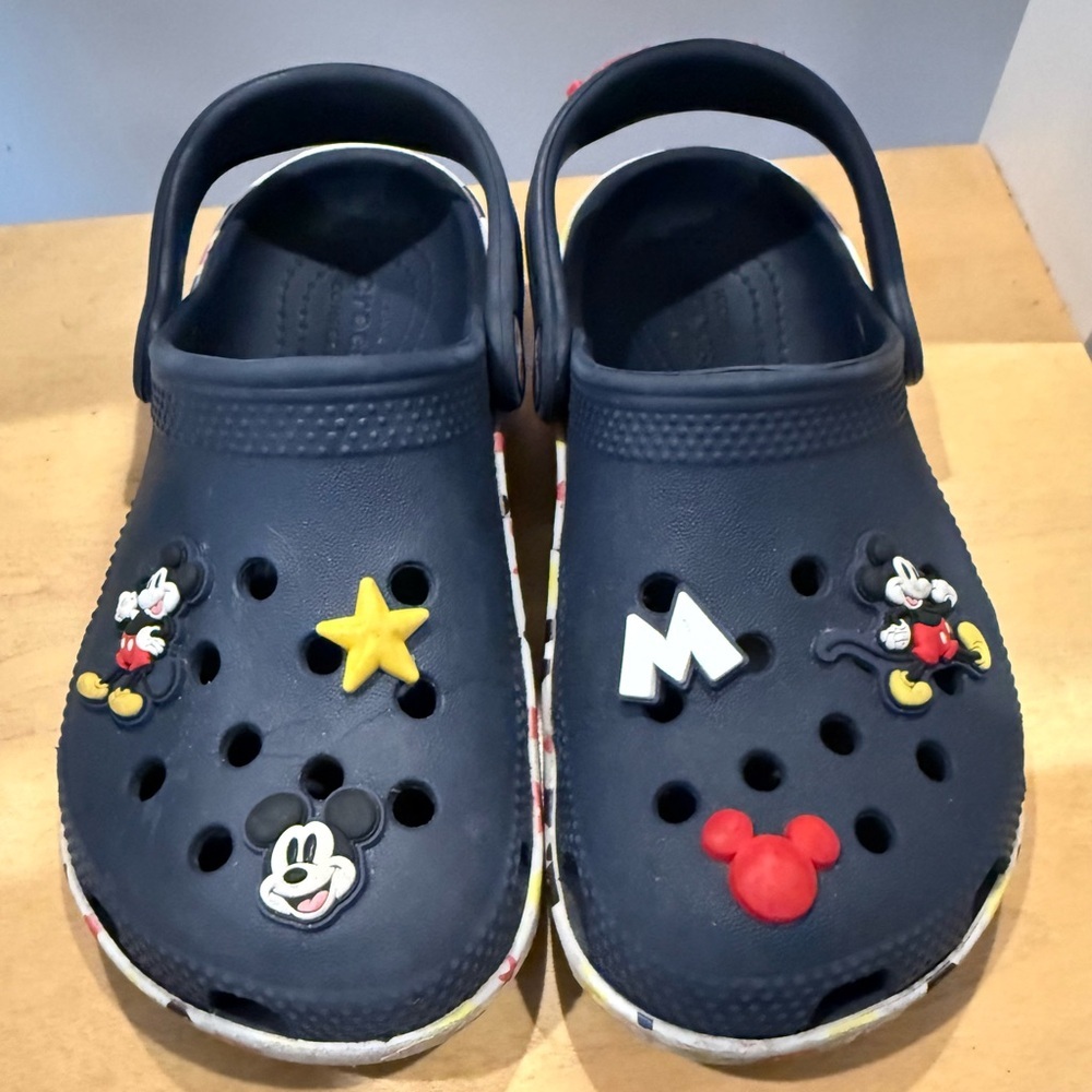 CROCS Mickey Mouse Disney Kids Clogs Size C11